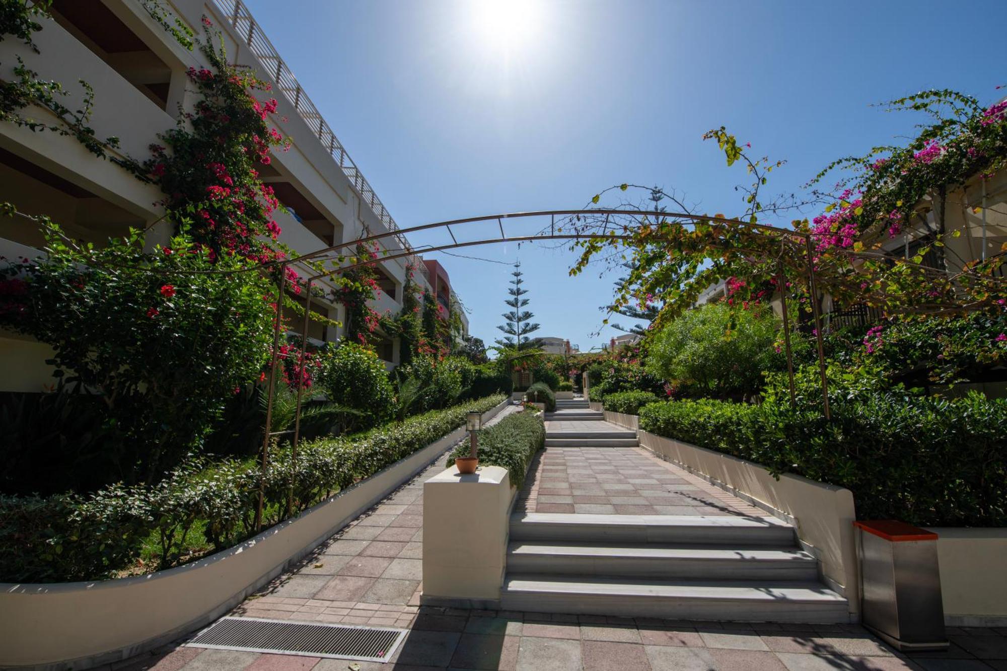 Hydramis Palace Beach Resort Georgioupoli Esterno foto